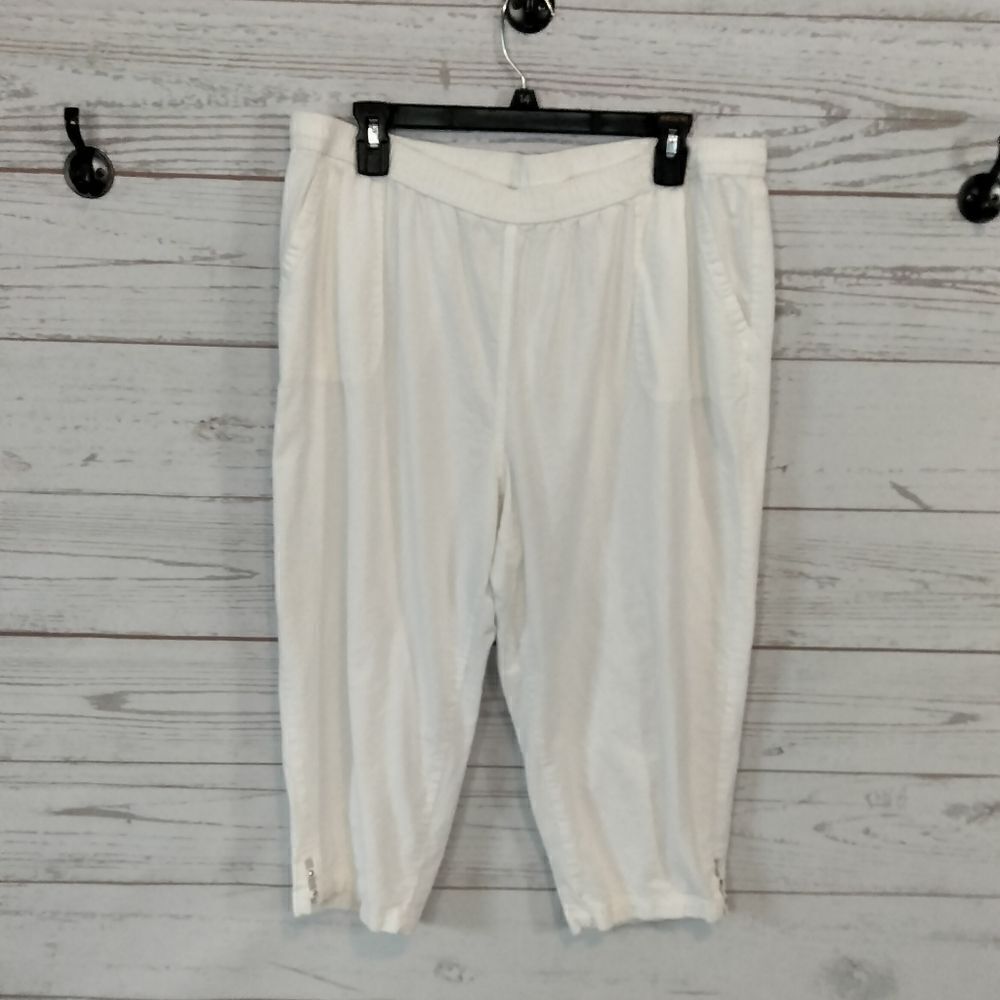 Cathy Daniels woman's Capri's